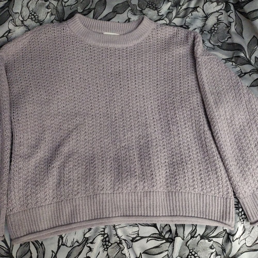 Lavender knitted sweater